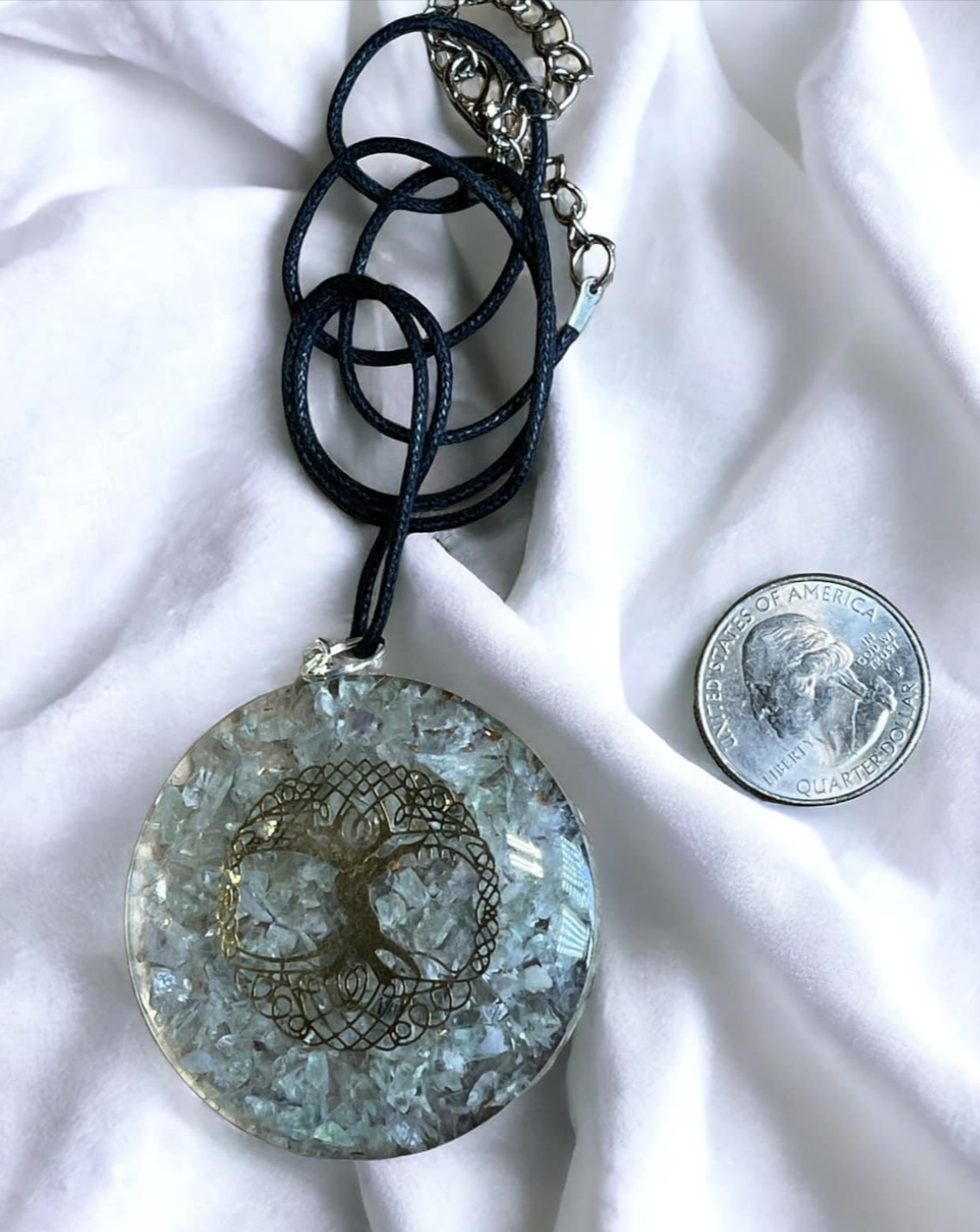 Organite Natural Crystal Neckless ( Random Pick) (1pc)