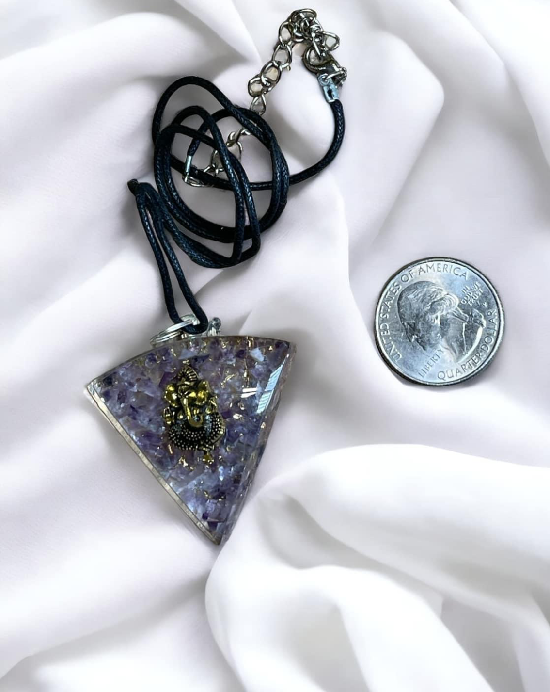 Organite Natural Crystal Neckless ( Random Pick) (1pc)