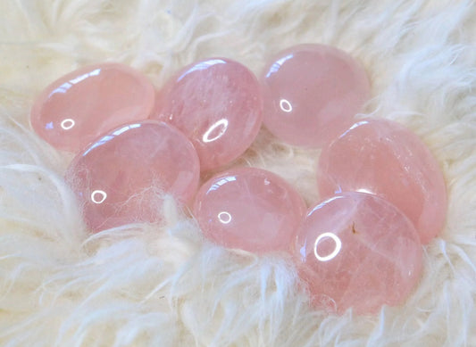 Rose Quartz Palm Stone (1pc)